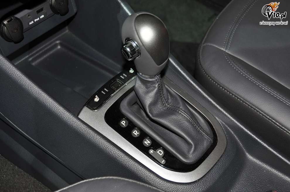 Kia Rio Sedan na targach w Nowym Jorku 2011