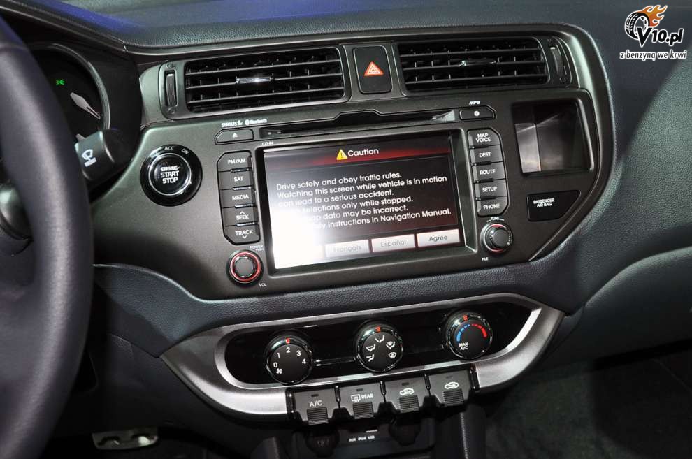 Kia Rio Sedan na targach w Nowym Jorku 2011