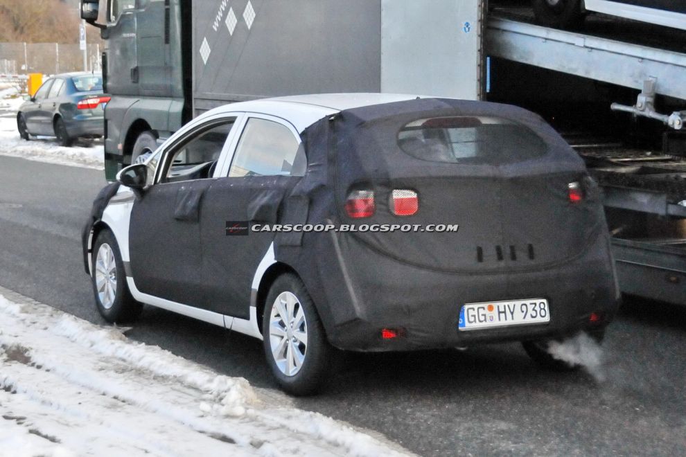 2012 Kia Rio - zdjcia szpiegowskie