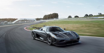Koenigsegg pracuje nad bazowym modelem z napędem hybrydowym
