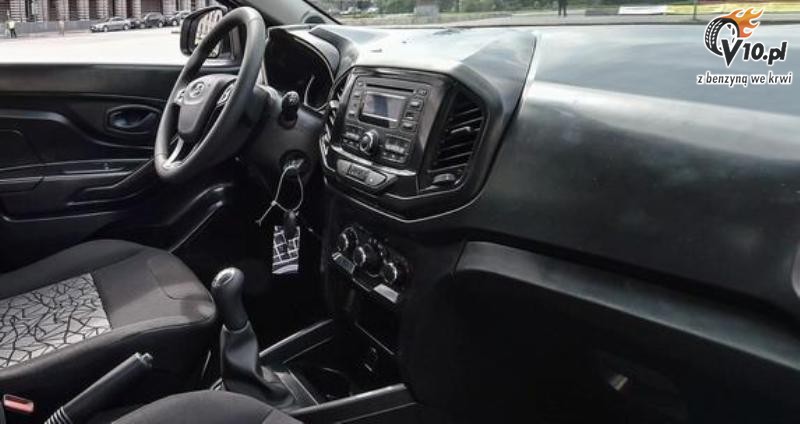 Lada XRAY