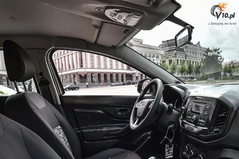 Lada XRAY