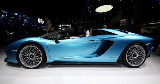 Lamborghini Aventador S Roadster