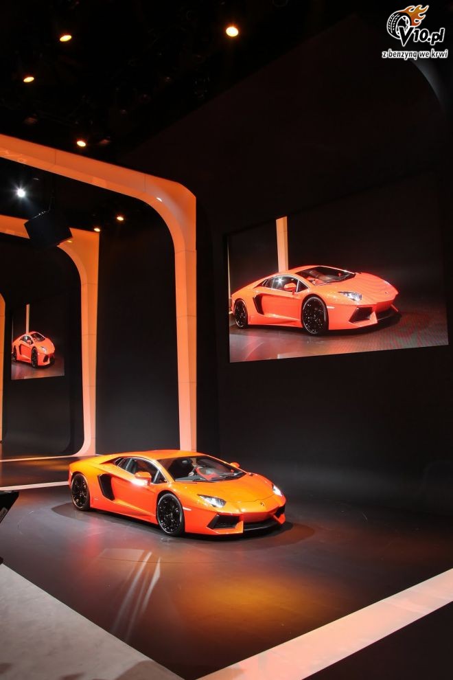 Lamborghini Aventador LP700-4