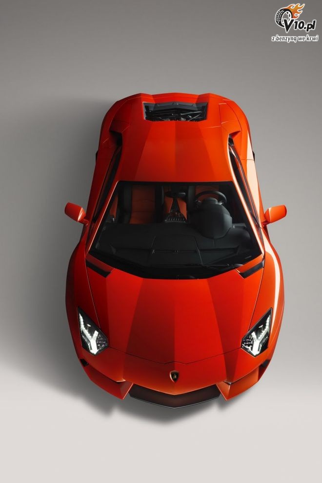Lamborghini Aventador LP700-4