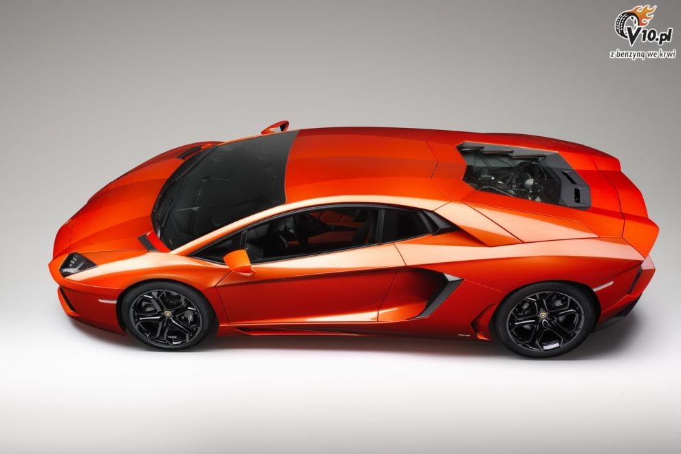 Lamborghini Aventador LP700-4