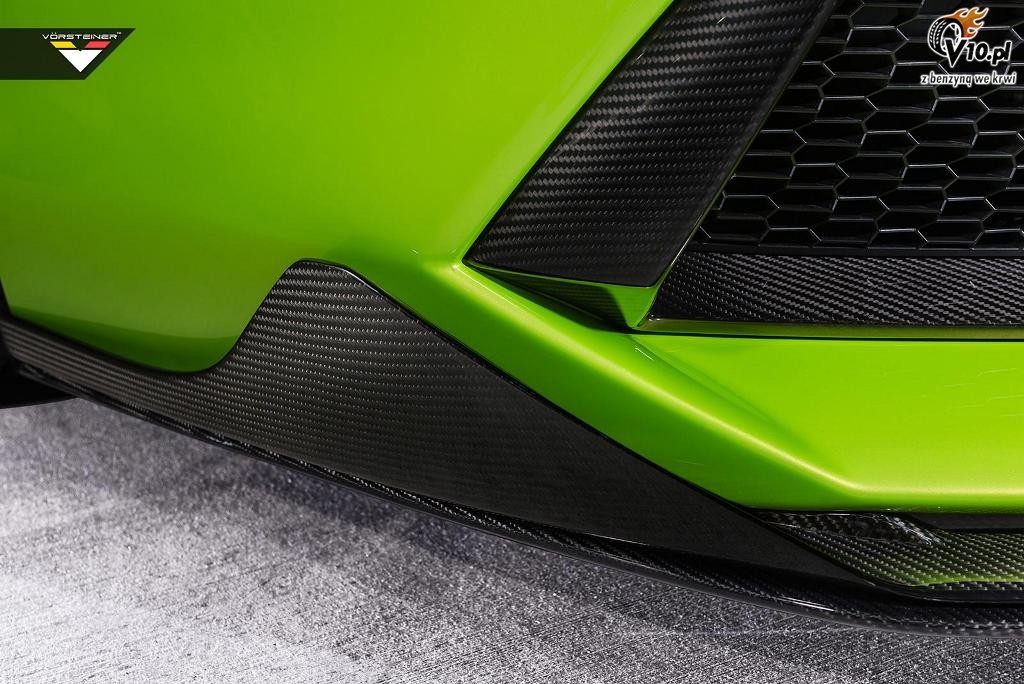 Lamborghini Aventador Roadster Vorsteiner