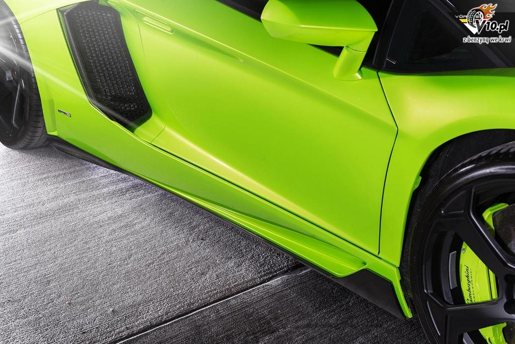 Lamborghini Aventador Roadster Vorsteiner
