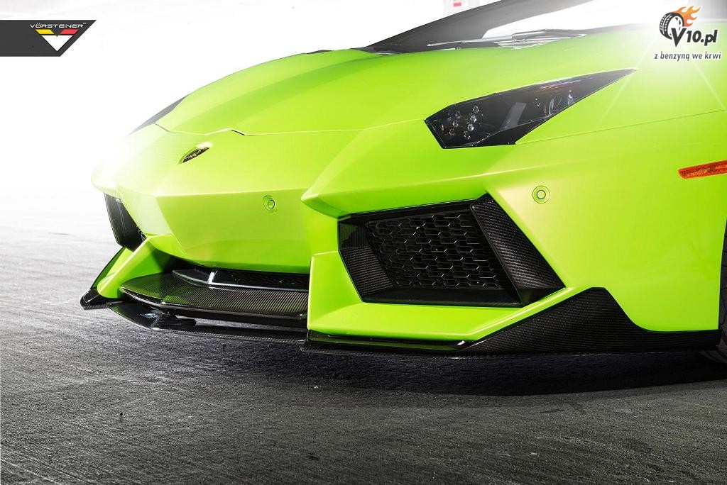 Lamborghini Aventador Roadster Vorsteiner
