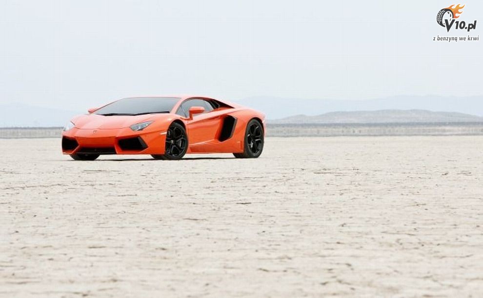 Lamborghini Aventador LP700-4
