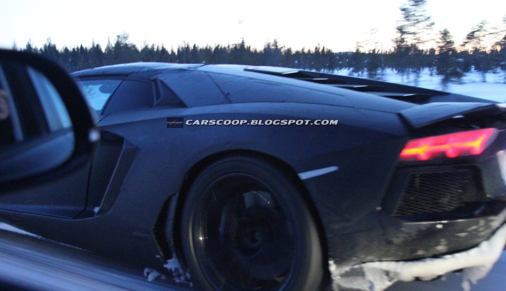 Lamborghini Aventador Roadster