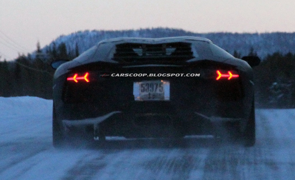 Lamborghini Aventador Roadster
