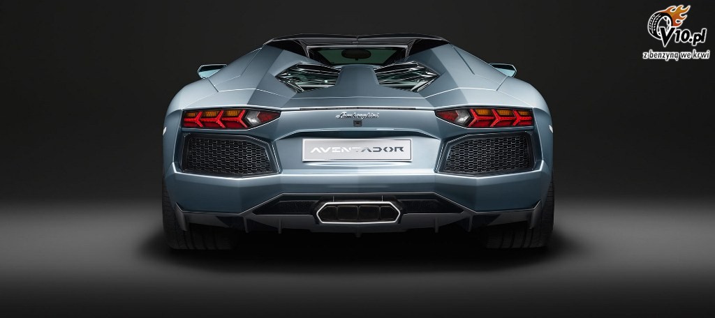 Lamborghini Aventador Roadster