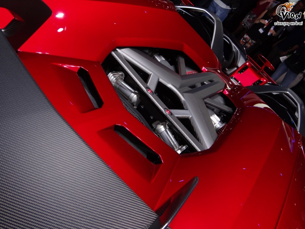 Lamborghini Aventador J