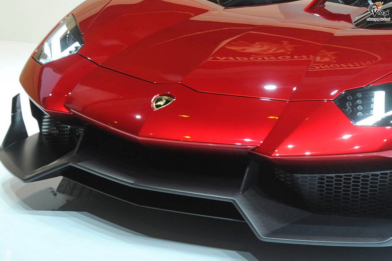 Lamborghini Aventador J