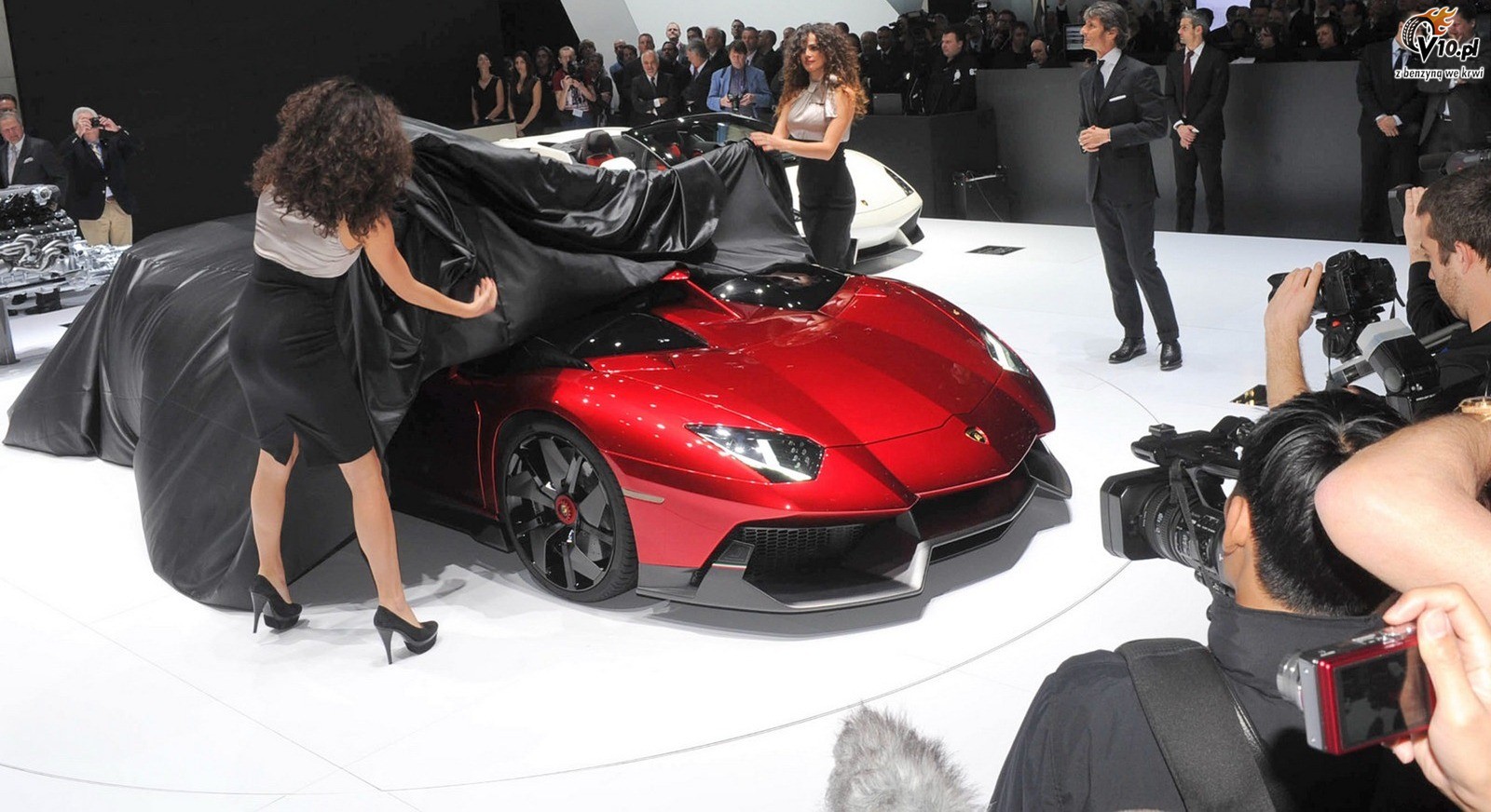 Lamborghini Aventador J