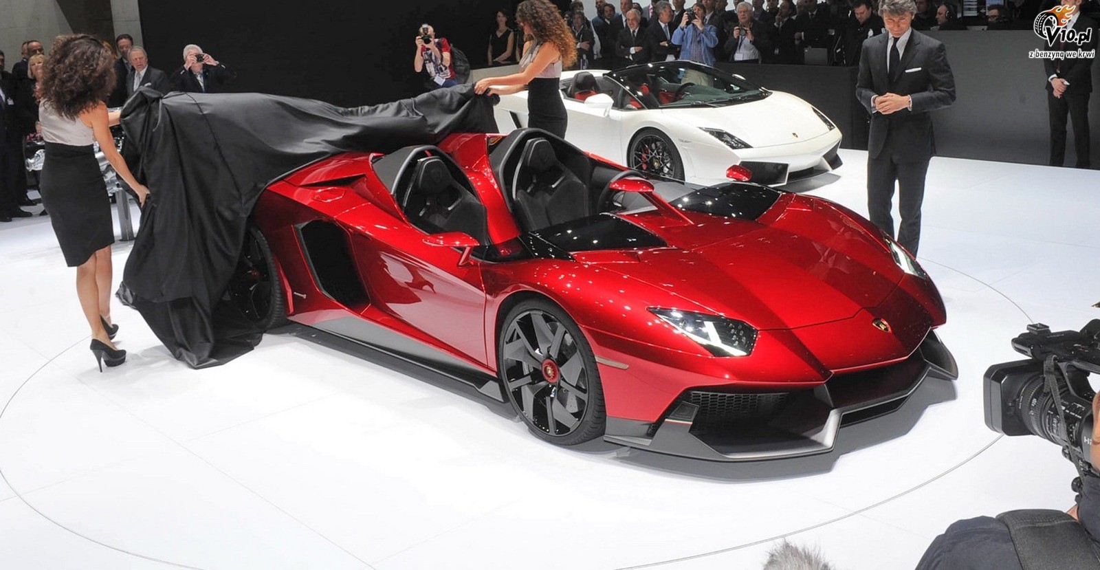Lamborghini Aventador J