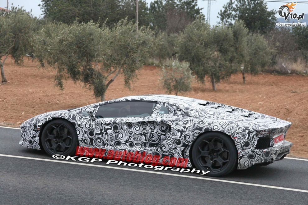 Lamborghini Aventador LP700-4 - zdjcia szpiegowskie