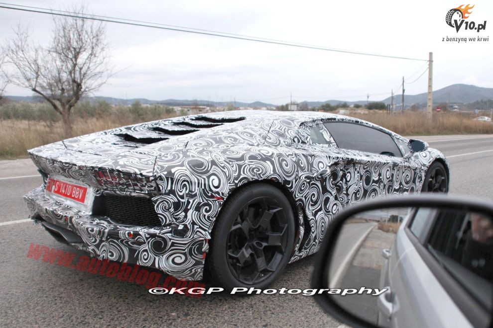 Lamborghini Aventador LP700-4 - zdjcia szpiegowskie