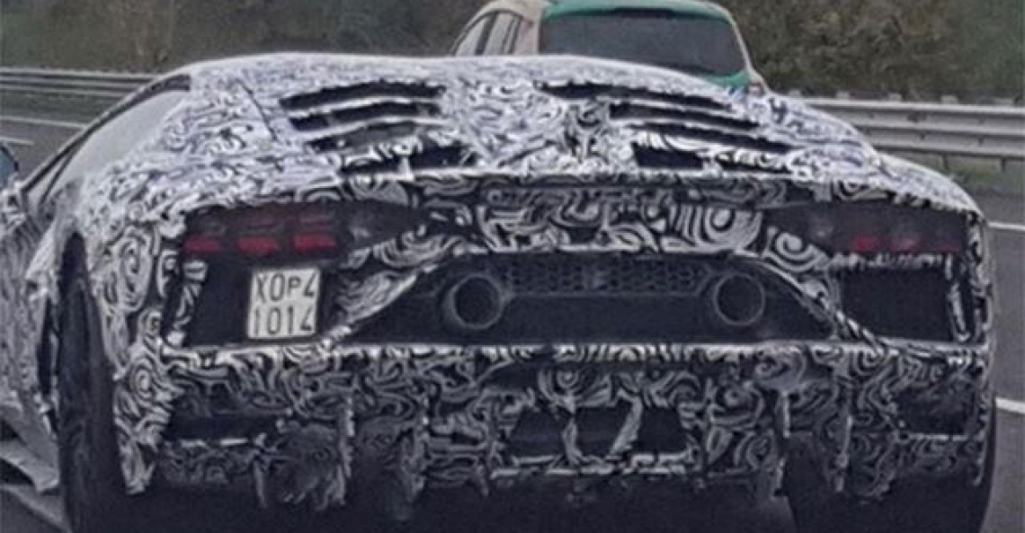 Lamborghini Aventador Performante