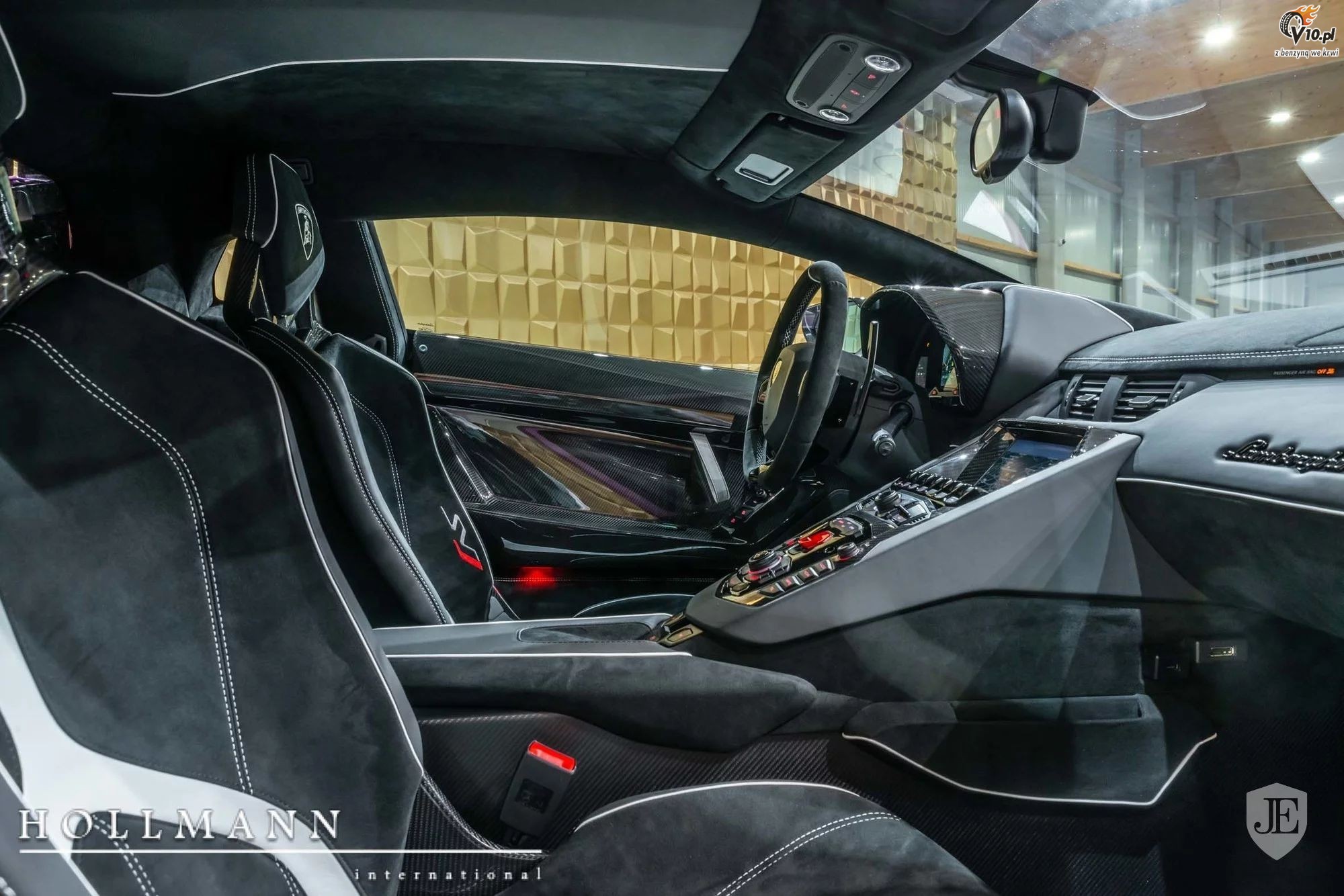 Lamborghini Aventador SVJ