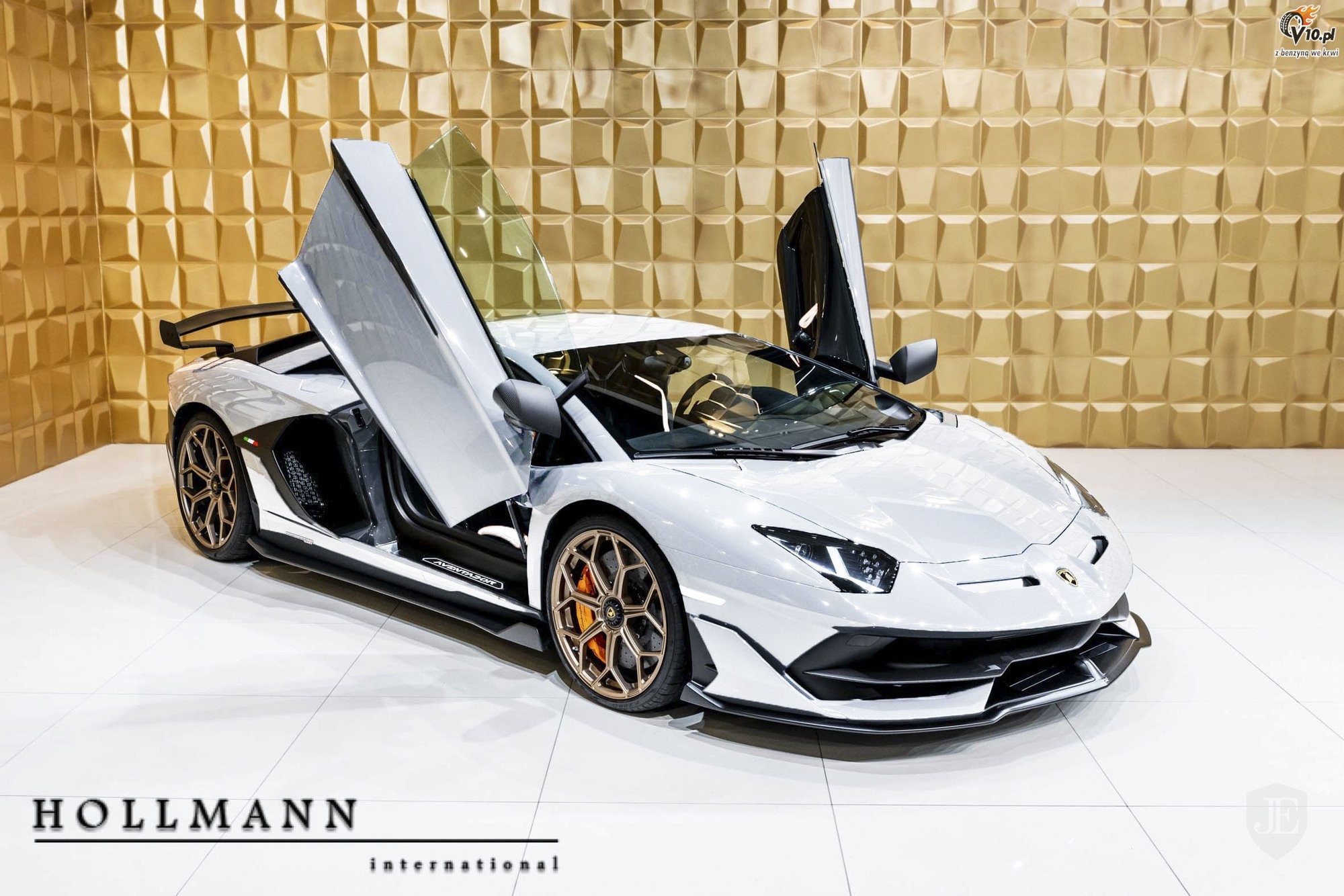 Lamborghini Aventador SVJ