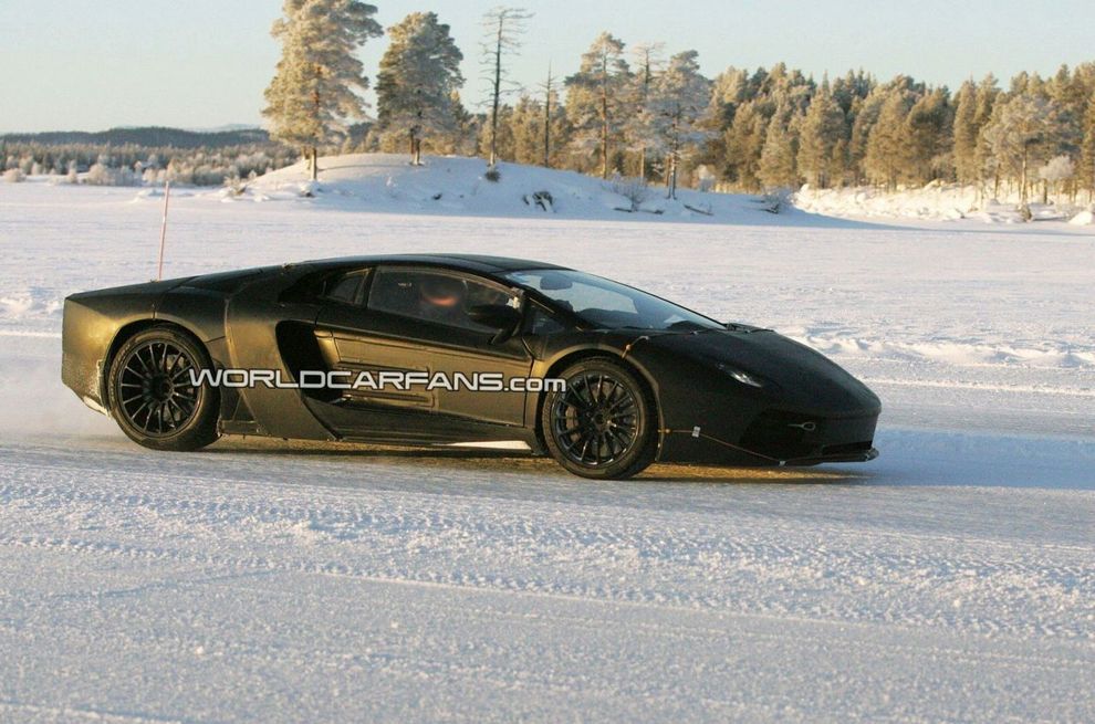 Lamborghini Jota - zdjcie szpiegowskie