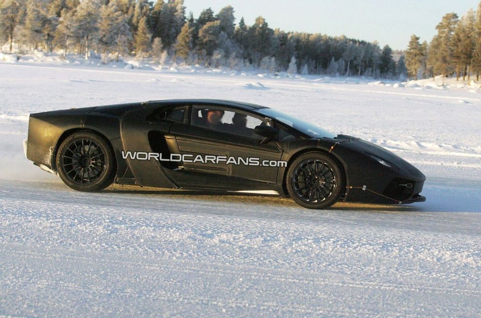 Lamborghini Jota - zdjcie szpiegowskie
