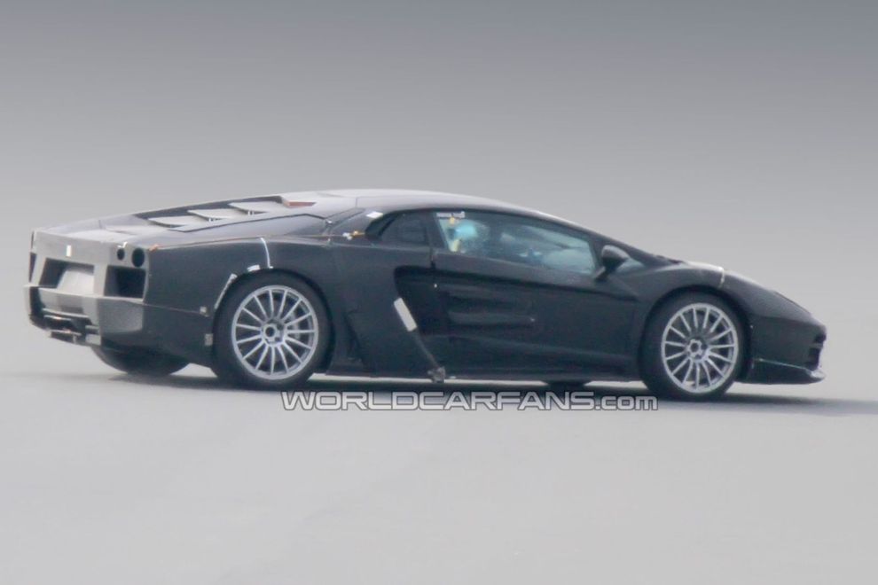 Nowe Lamborghini Jota - zdjcie szpiegowskie