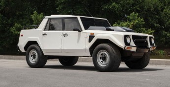 Wyjątkowe Lamborghini LM002 zostało wystawione na sprzedaż