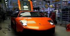 Lamborghini Murcielago LP670-4 SV na linii produkcyjnej