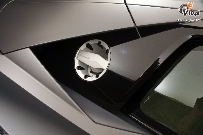 Lamborghini Reventon numer 3