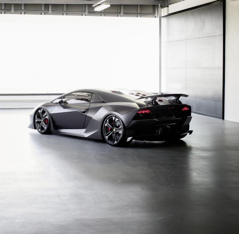 Lamborghini Sesto Elemento