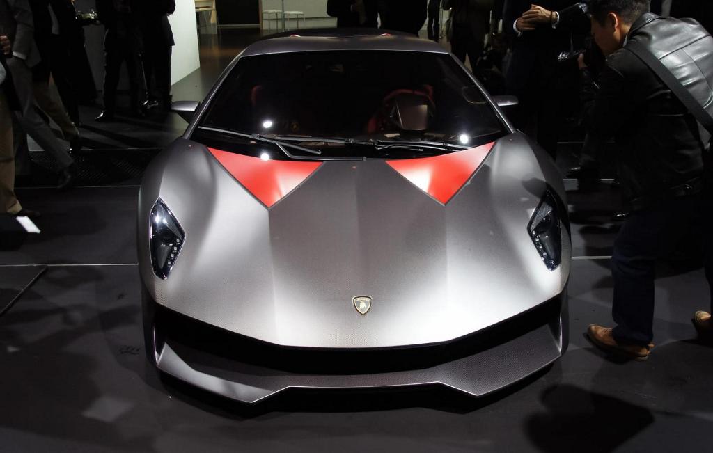 Lamborghini Sesto Elemento