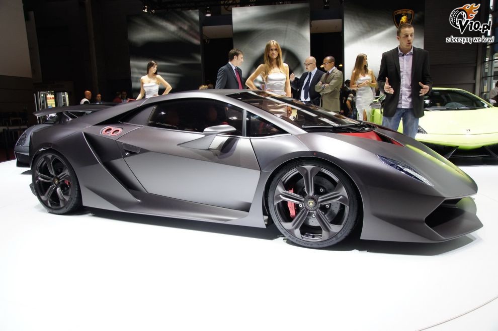 Lamborghini Sesto Elemento