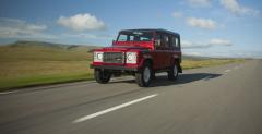 Land Rover Defender na rok 2013