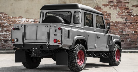 Land Rover Defender Pickup Chelsea Truck