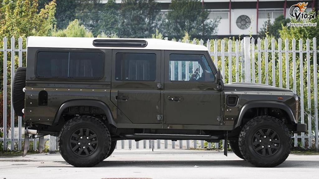 Land Rover Defender Kahn CTC
