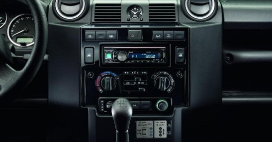 Land Rover Defender Silver Black