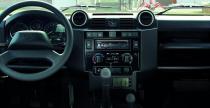 Land Rover Defender Silver Black