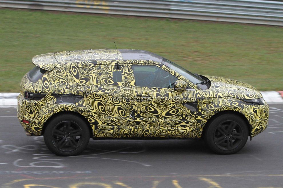 Nowy Range Rover Evoque 5d - zdjcie szpiegowskie