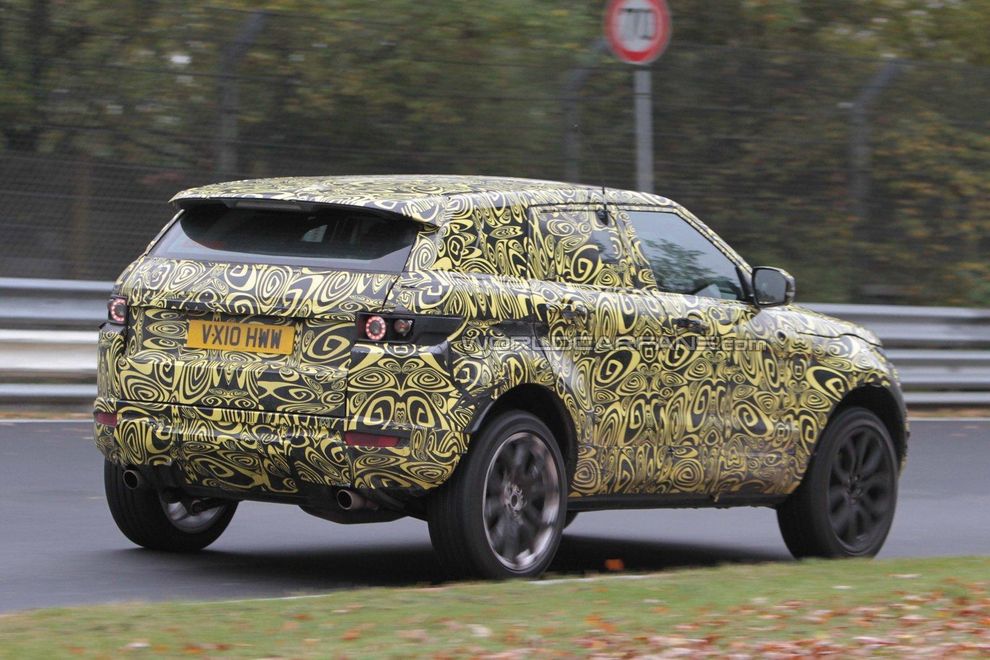 Nowy Range Rover Evoque 5d - zdjcie szpiegowskie