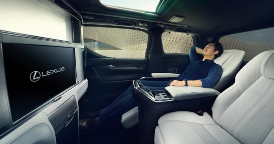 Lexus LM