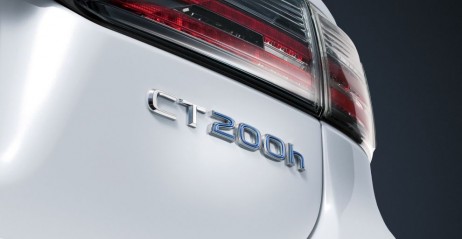 Nowy Lexus CT 200h - teaser