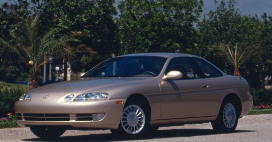 Sportowe coupe Lexusa na przestrzeni lat