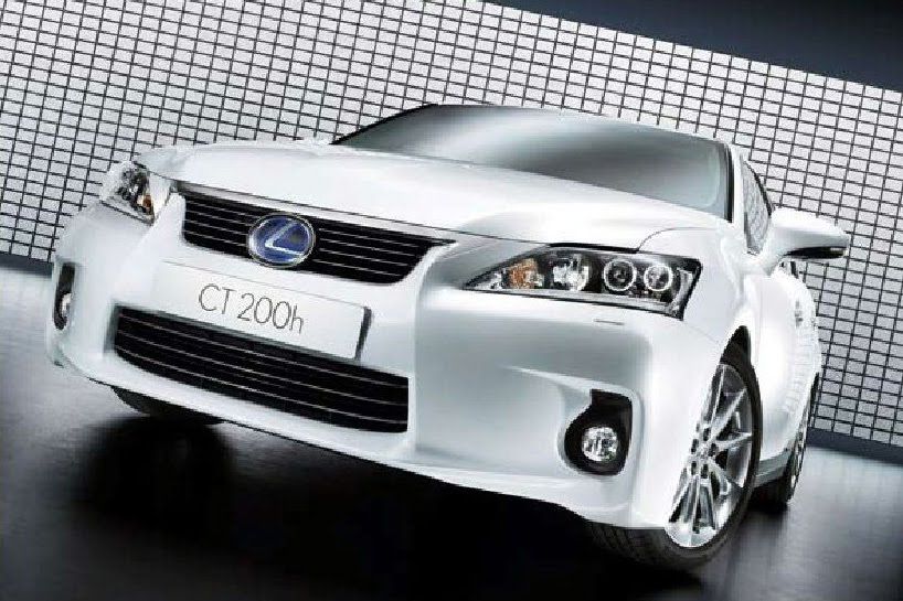 Nowy Lexus CT 200h 2010 - oficjalna broszura