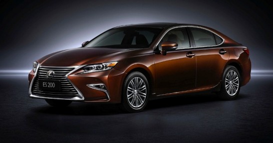 Lexus ES 2015