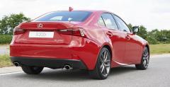 Lexus IS 200t