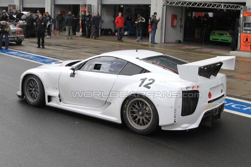 Lexus LFA - wersja wycigowa podczas testw
