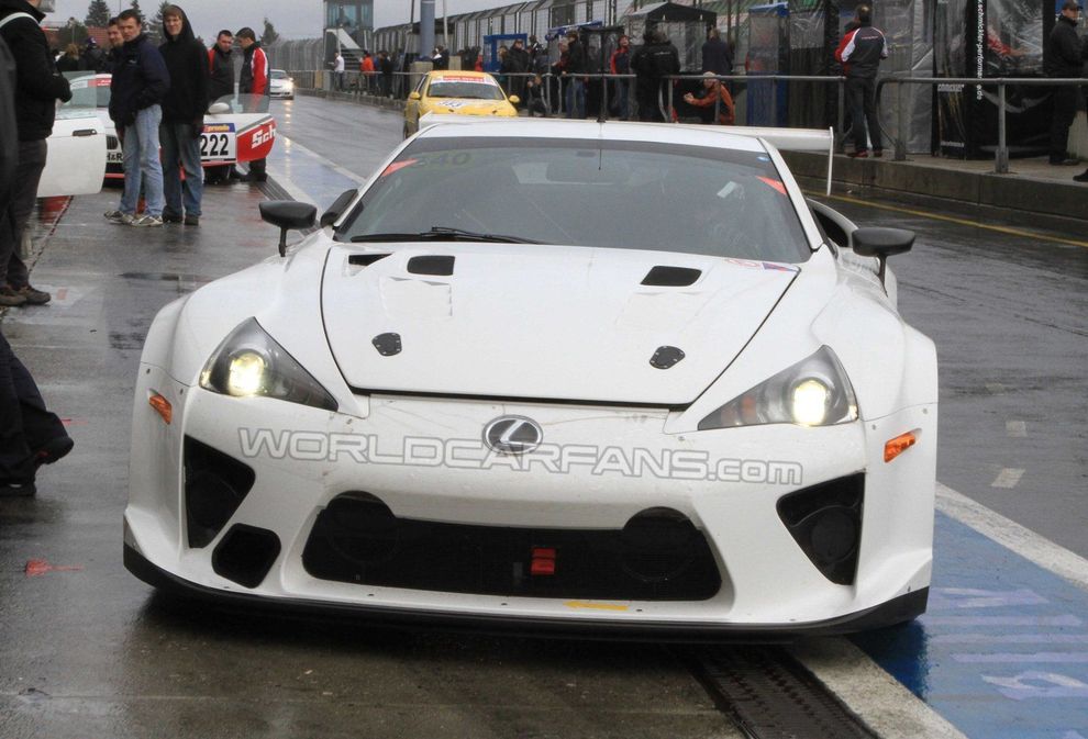 Lexus LFA - wersja wycigowa podczas testw